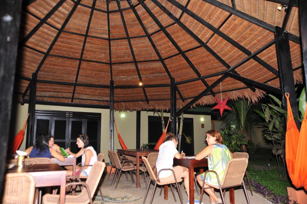 Hotel Amazon Bed And Breakfast Leticia Exterior photo